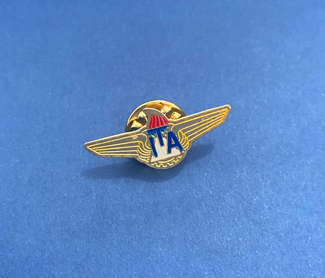 Broche Exclusivo do ITA