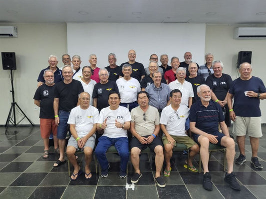 T73 comemora 50 anos de formatura