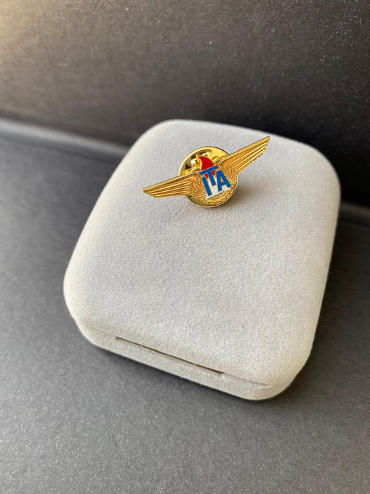 Broche ITA folheado a ouro 18k